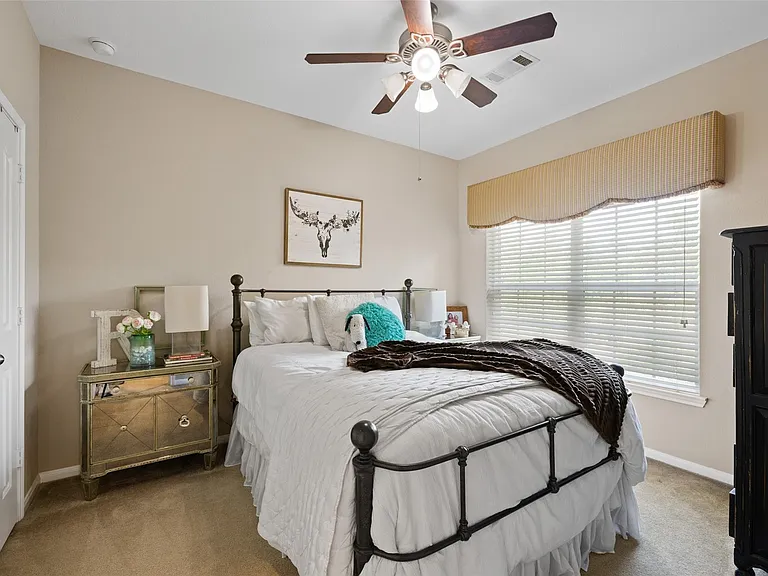 9135 Solvista Pass Ln — Photo 24