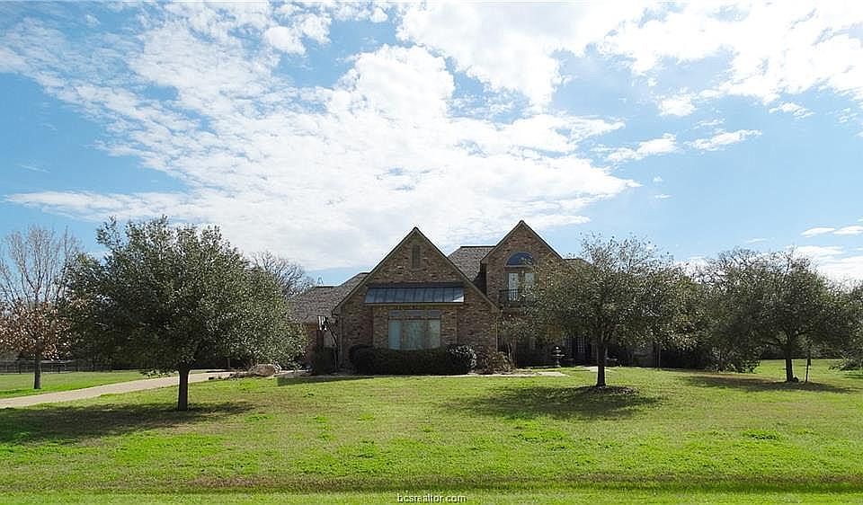 1st image of 17843 La Posada Cir