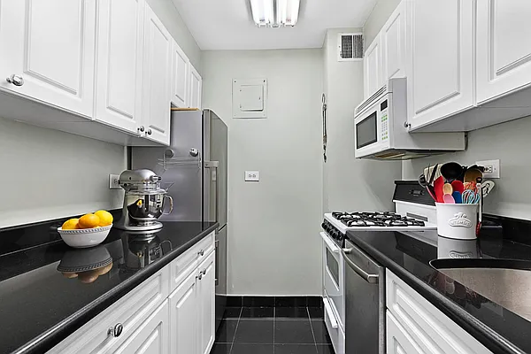 Sold by Compass | media 3