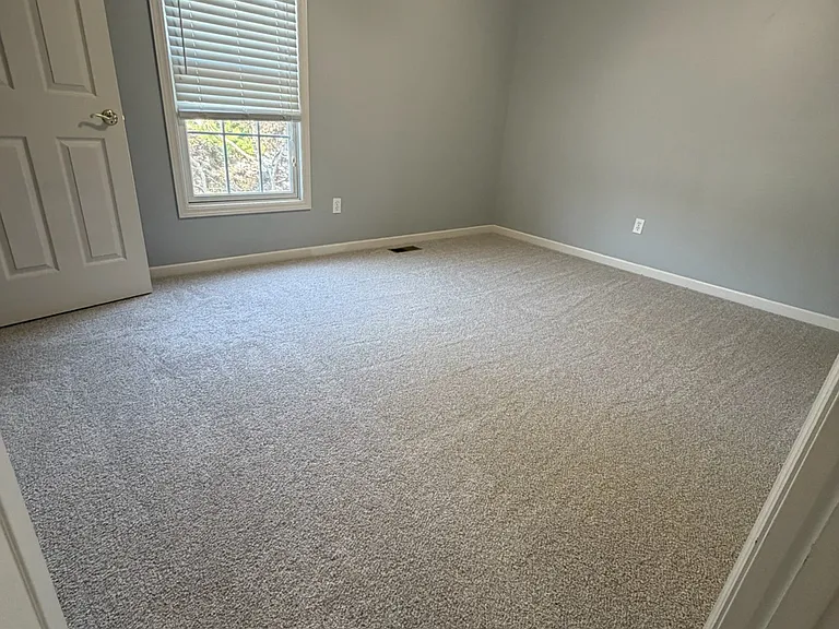153 Mitchum Dr — Photo 8