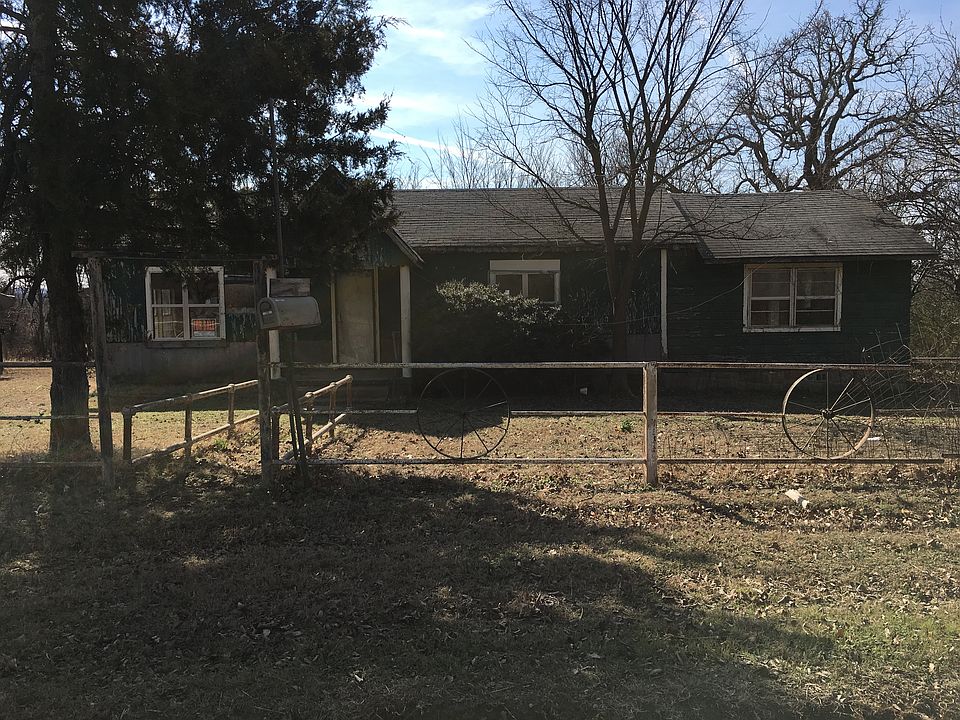2nd image of 1888 Jones Creek Rd