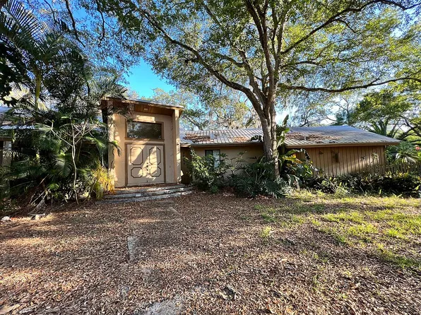 2044 Rainbow Farms Dr, Safety Harbor, FL 34695