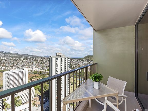 4th image of 229 Paoakalani Ave #3711