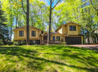 466 True Hickory Dr, Rochester, NY 14615