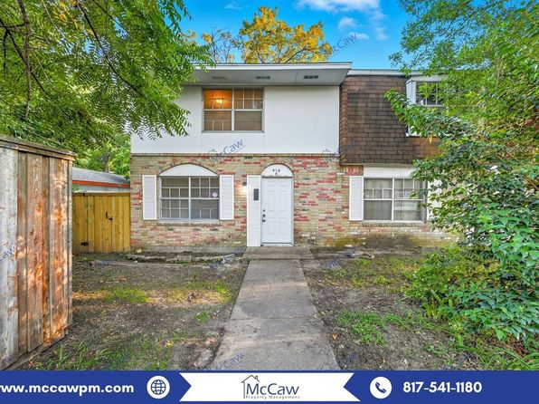 616 Moore St APT D
