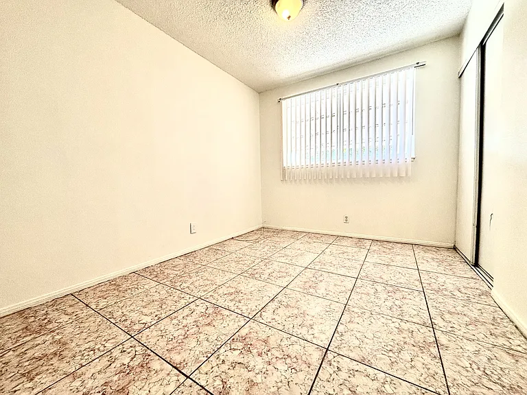 5813 Iris Ave — Photo 11