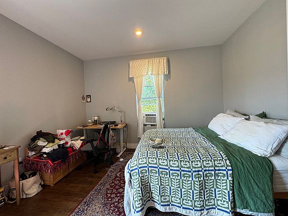 3rd image of 732 Saint Marks Ave APT 12