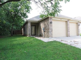 1146 Story Book Ln, Weatherford, TX 76086