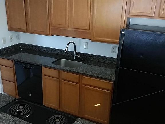 5th image of 9536 Hagel Cir