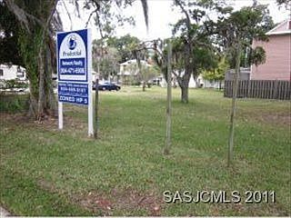 1st image of 28 W Castillo Dr