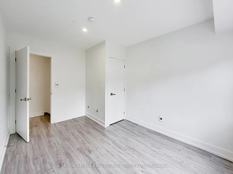 514 Windermere Ave — Photo 21