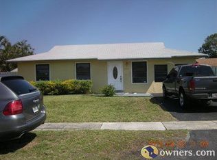 8221 SW 7th Ct, Pompano Beach, FL 33068