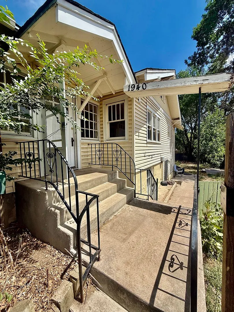 1940 7th Avenue — Photo 1