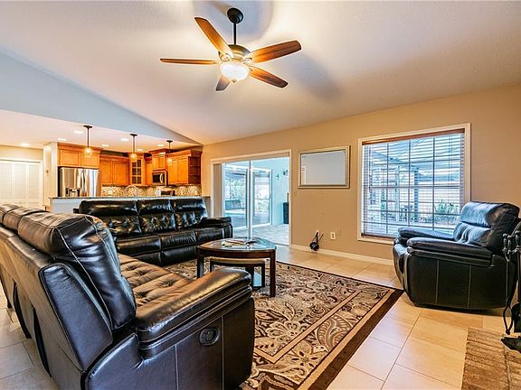 5th image of 5417 Pine Bay Dr