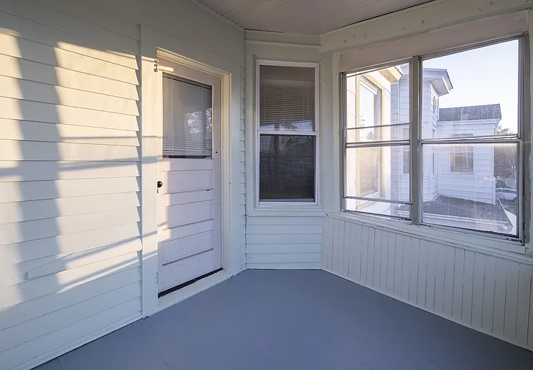 11 King Ave #2 — Photo 40