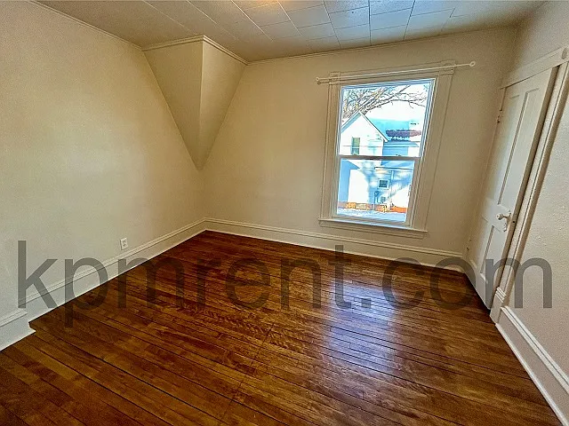 705 10th St NE — Photo 14