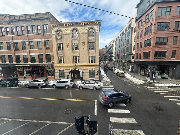 124 Washington St #203 — Photo 6
