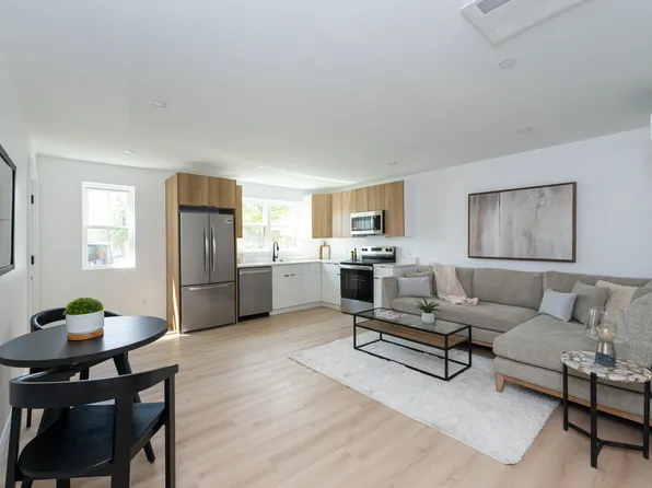 7 Kenoza Ave #301, Haverhill, MA 01830