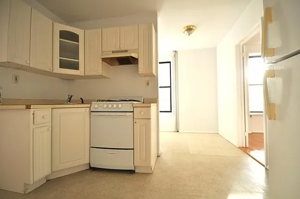 Rented by Keller Williams NYC | media 3