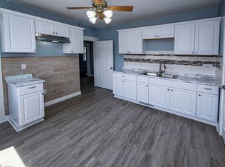 1418 S 60th St, West Allis, WI 53214