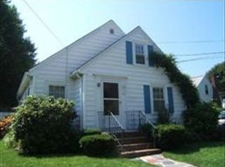 53 Green St, Woburn, MA 01801