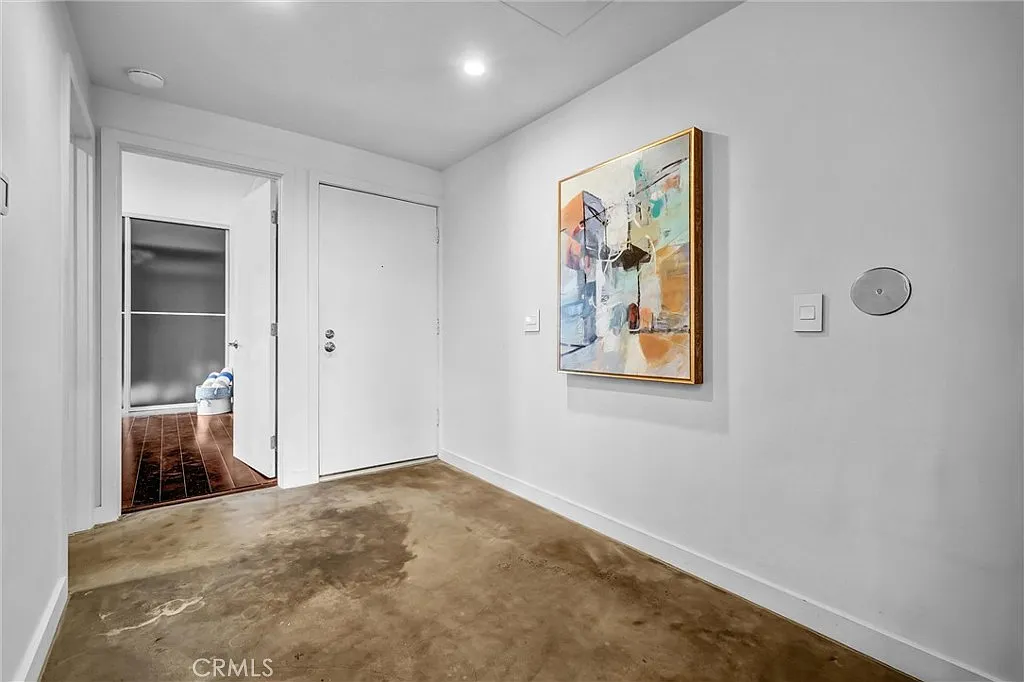 2 bed, 1415 sqft, $7,000 — Photo 3