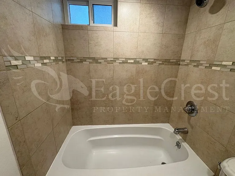603 E Cherry St — Photo 28