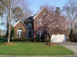 15932 Hollingbourne Rd, Huntersville, NC 28078