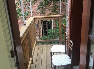 220 S Washington St #203, Alexandria, VA 22314