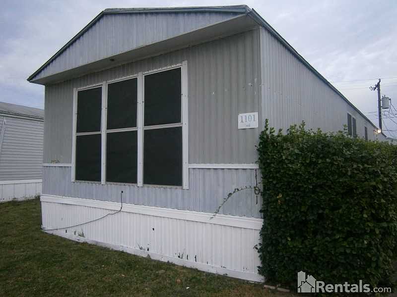 1st image of 1101 Cardinal Dr