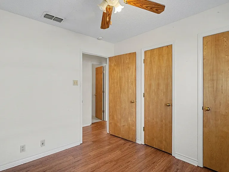 1507 Lindsey Ln W #A — Photo 16