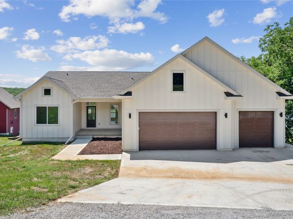 28681 Meadow Ct, Moravia, IA 52571