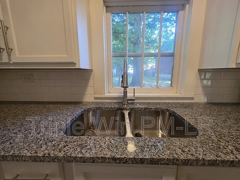 609 N Morrill St — Photo 18