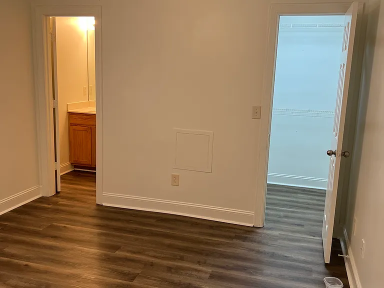 1003 N King Charles Rd #102 — Photo 5