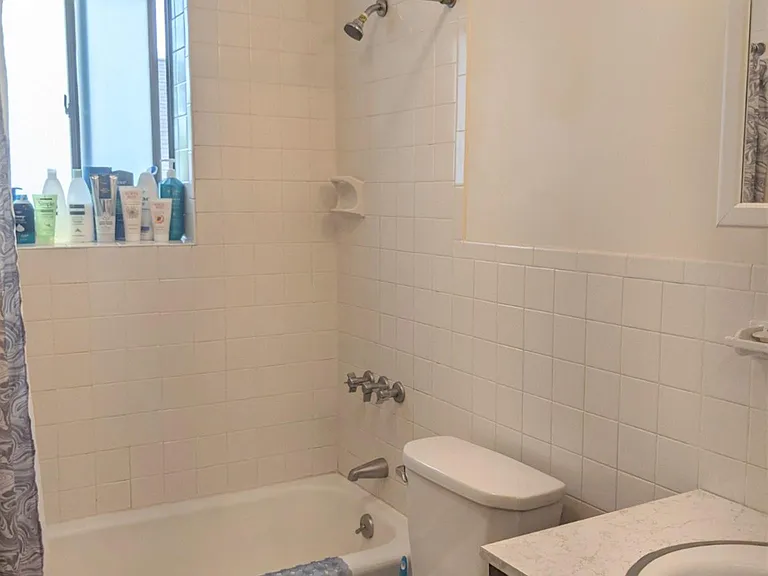 12 Cameron Ave #12 — Photo 9
