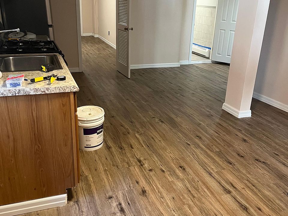 1st image of 558A Logan Ave #1