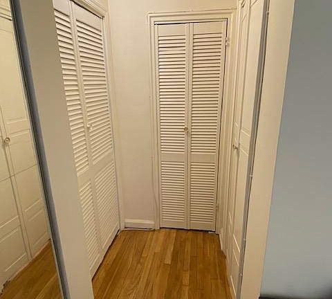 4th image of 2337 Hudson Ter APT A14
