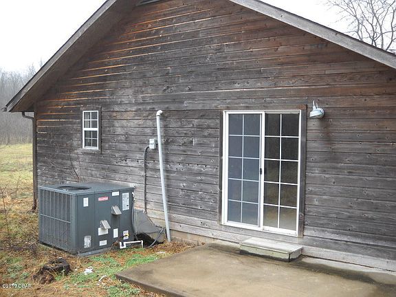 2nd image of 7015 Lois Ln