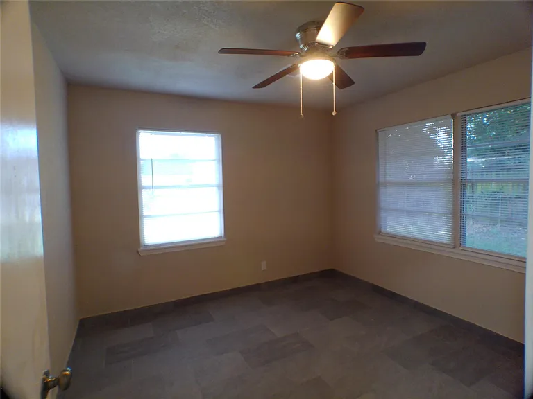 601 Fresa Rd — Photo 17