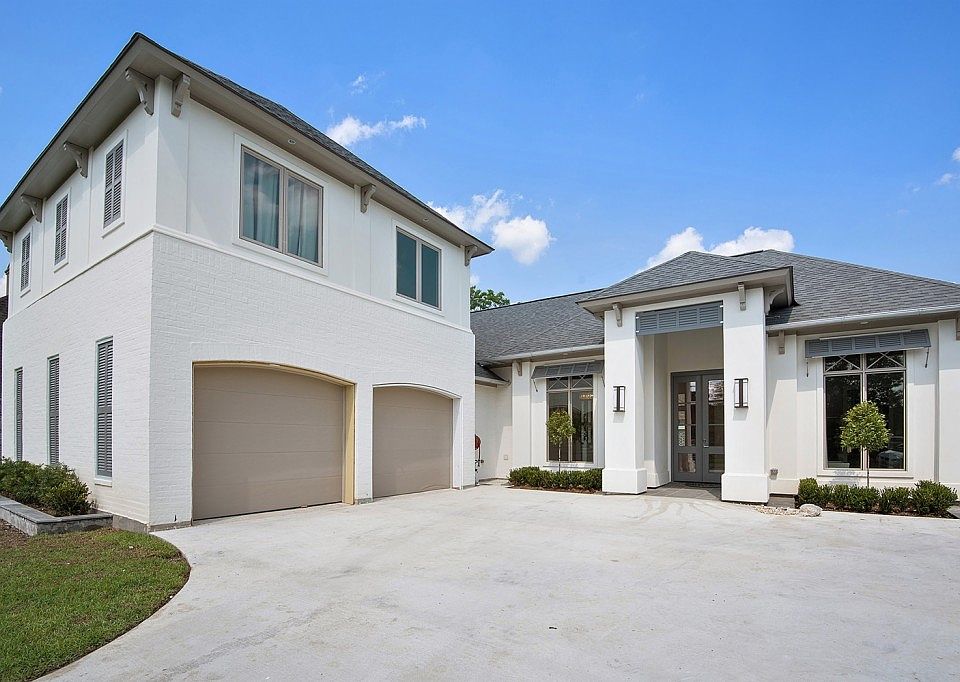 1st image of 15099 Post Oak Cir