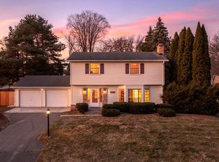 2734 Riviera Dr N, White Bear Lake, MN 55110