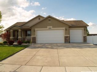 4794 W Black Powder Dr, Riverton, UT 84096