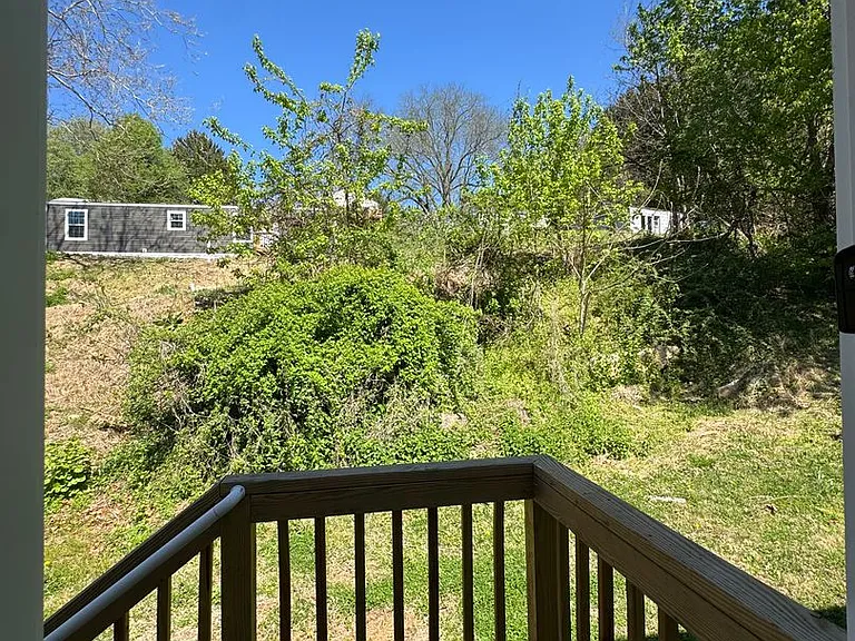 465-3 Royal Manor Rd — Photo 12