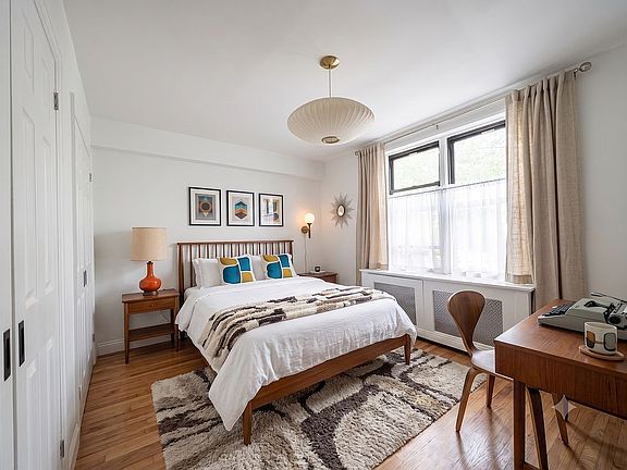 4th image of 87-10 51st Ave #4R