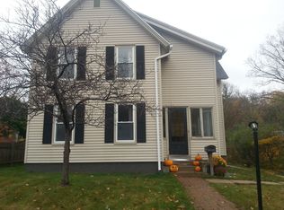 10 Woodman St, Concord, NH 03301