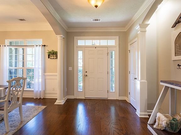 3rd image of 5228 Tilton Drive
