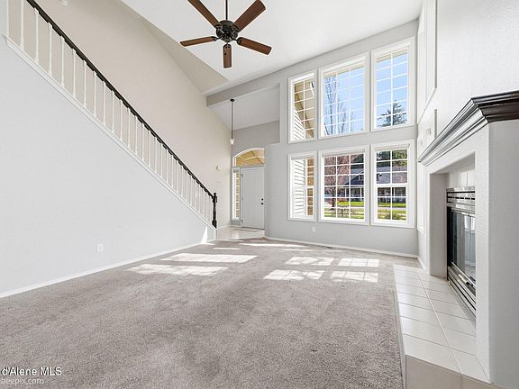 4th image of 900 S Riverside Harbor Dr W