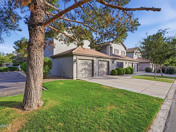 2nd image of 7401 W ARROWHEAD CLUBHOUSE Drive #1012