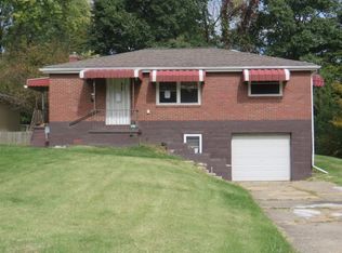 1104 Schweitzer Rd, McKeesport, PA 15135