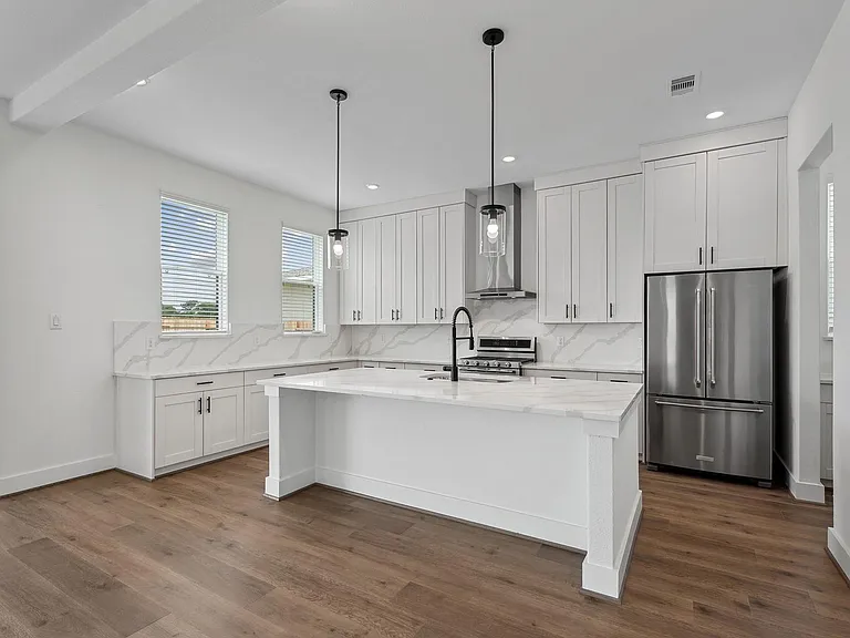 1820 Drover Ln — Photo 6